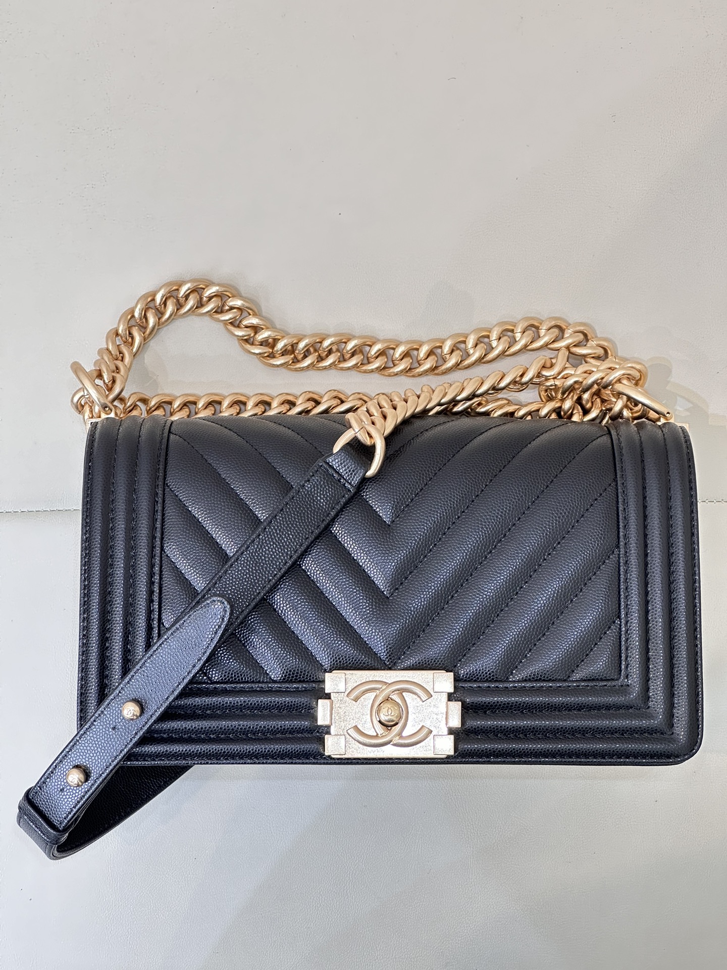 CHANEL Platinum version 67086 silver buckle