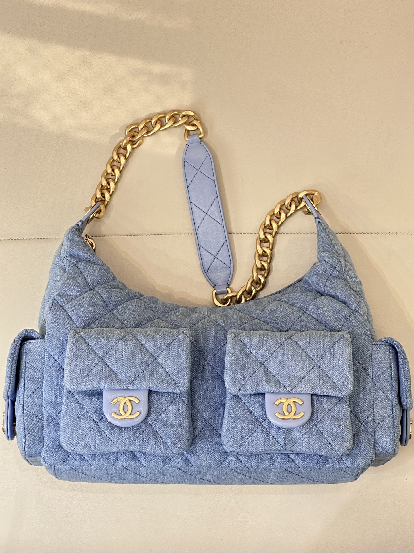 CHANEL Platinum version 5302 Light blue