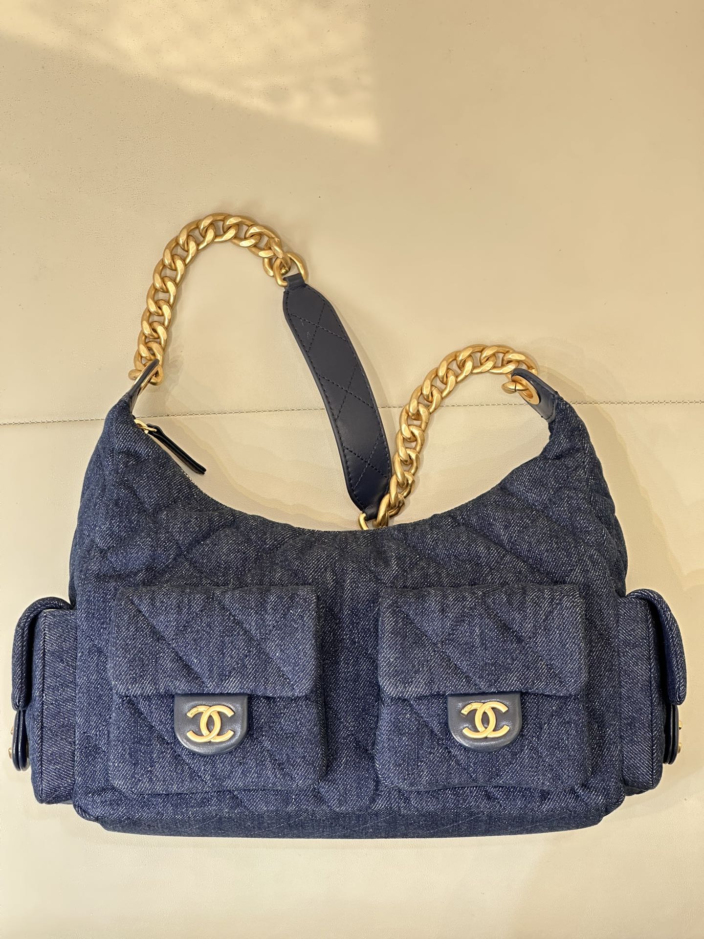 CHANEL Platinum version 5302 Light blue