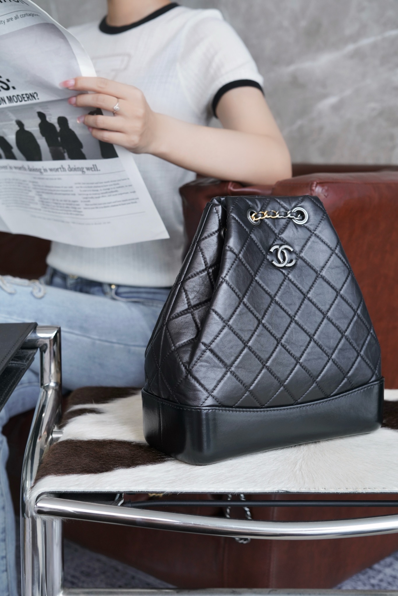 CHANEL Hobo backpack genuine leather black large The perfect combination of "𝑴𝒂𝒏𝒕𝒆𝒍𝒆𝒍𝒍 factory" sponge leather and "𝑮𝑨𝑰𝑬𝑹𝑨 factory" horse oil leather on the bottom Size: 24.5cm 14 CHANEL Hobo backpack genuine leather black large The perfect combination of "𝑴𝒂𝒏𝒕𝒆𝒍𝒆𝒍𝒍 factory" sponge leather and "𝑮𝑨𝑰𝑬𝑹𝑨 factory" horse oil leather on the bottom Size: 24.5cm - Image 14