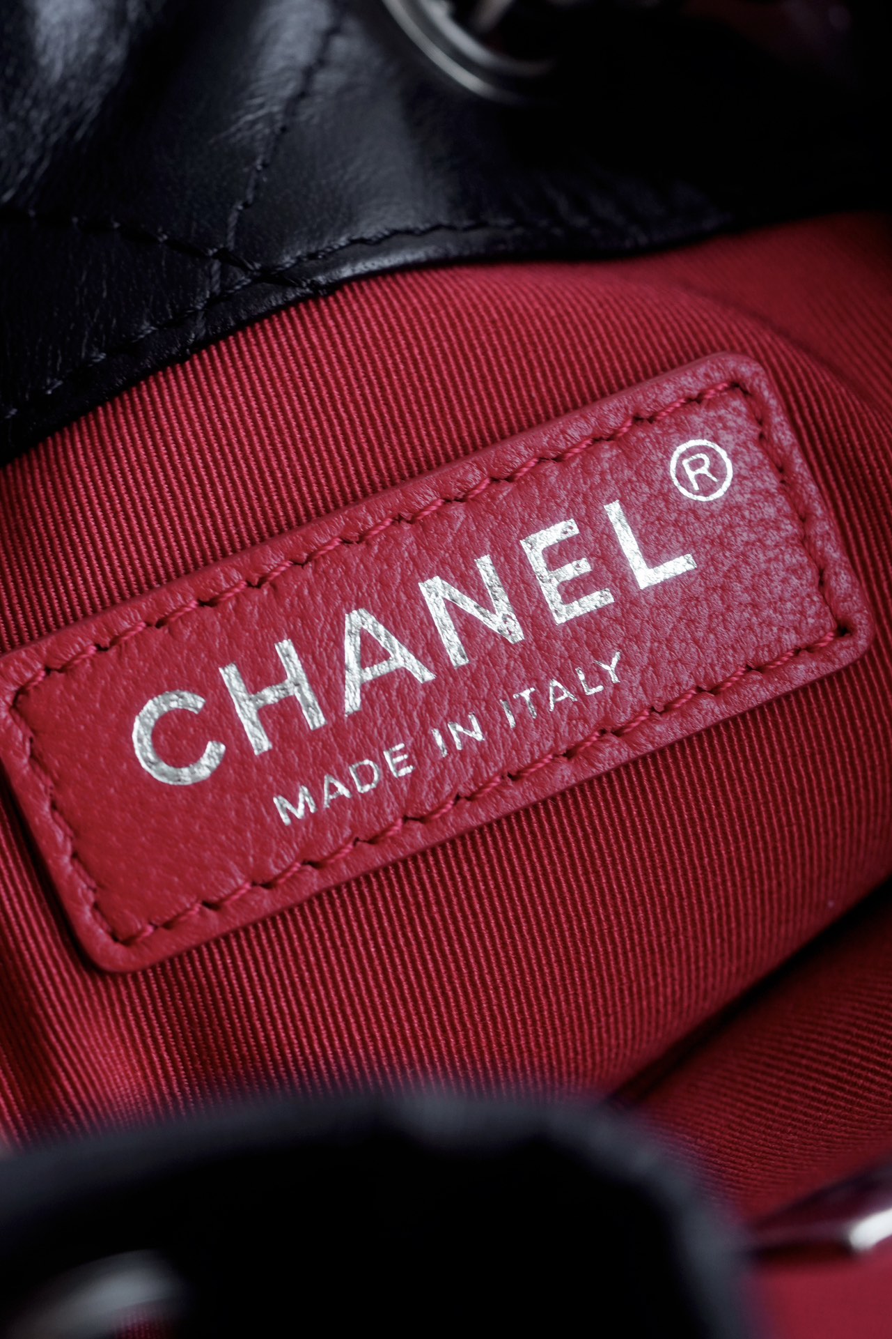 CHANEL Hobo backpack genuine leather black large The perfect combination of "𝑴𝒂𝒏𝒕𝒆𝒍𝒆𝒍𝒍 factory" sponge leather and "𝑮𝑨𝑰𝑬𝑹𝑨 factory" horse oil leather on the bottom Size: 24.5cm 10 CHANEL Hobo backpack genuine leather black large The perfect combination of "𝑴𝒂𝒏𝒕𝒆𝒍𝒆𝒍𝒍 factory" sponge leather and "𝑮𝑨𝑰𝑬𝑹𝑨 factory" horse oil leather on the bottom Size: 24.5cm - Image 10