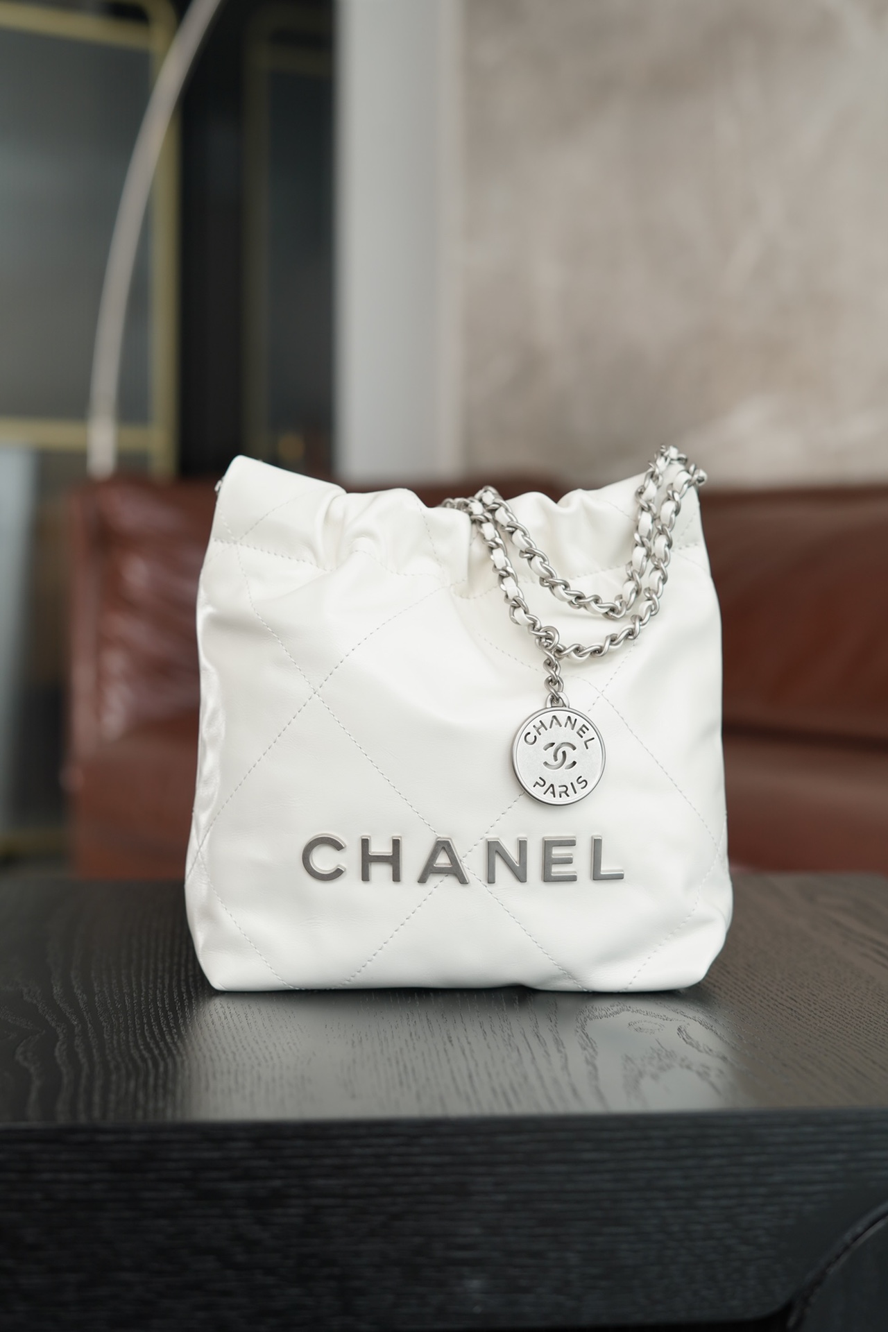 CHANEL 22Mini bag Silver genuine leather "Genuine tail leather Size: 19×20×6cm