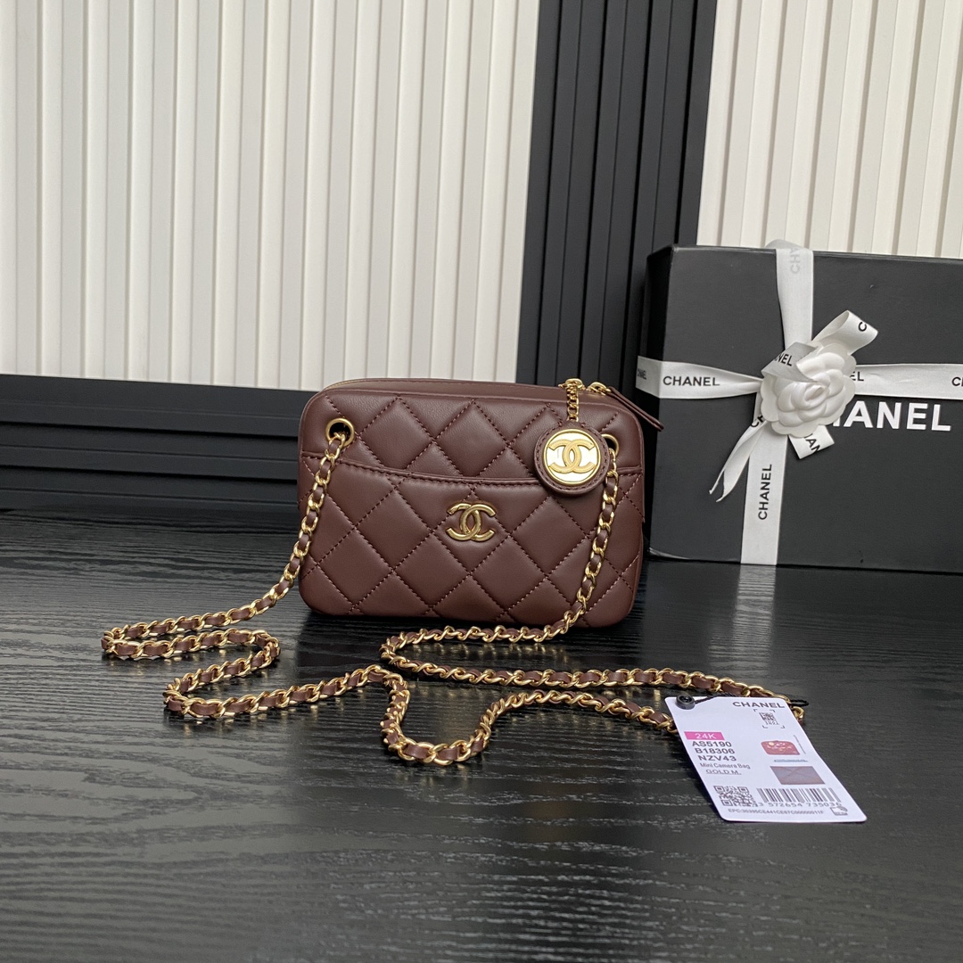 CHANEL camera bag AS5190 double C gold coin pendant soft lambskin with vintage metal