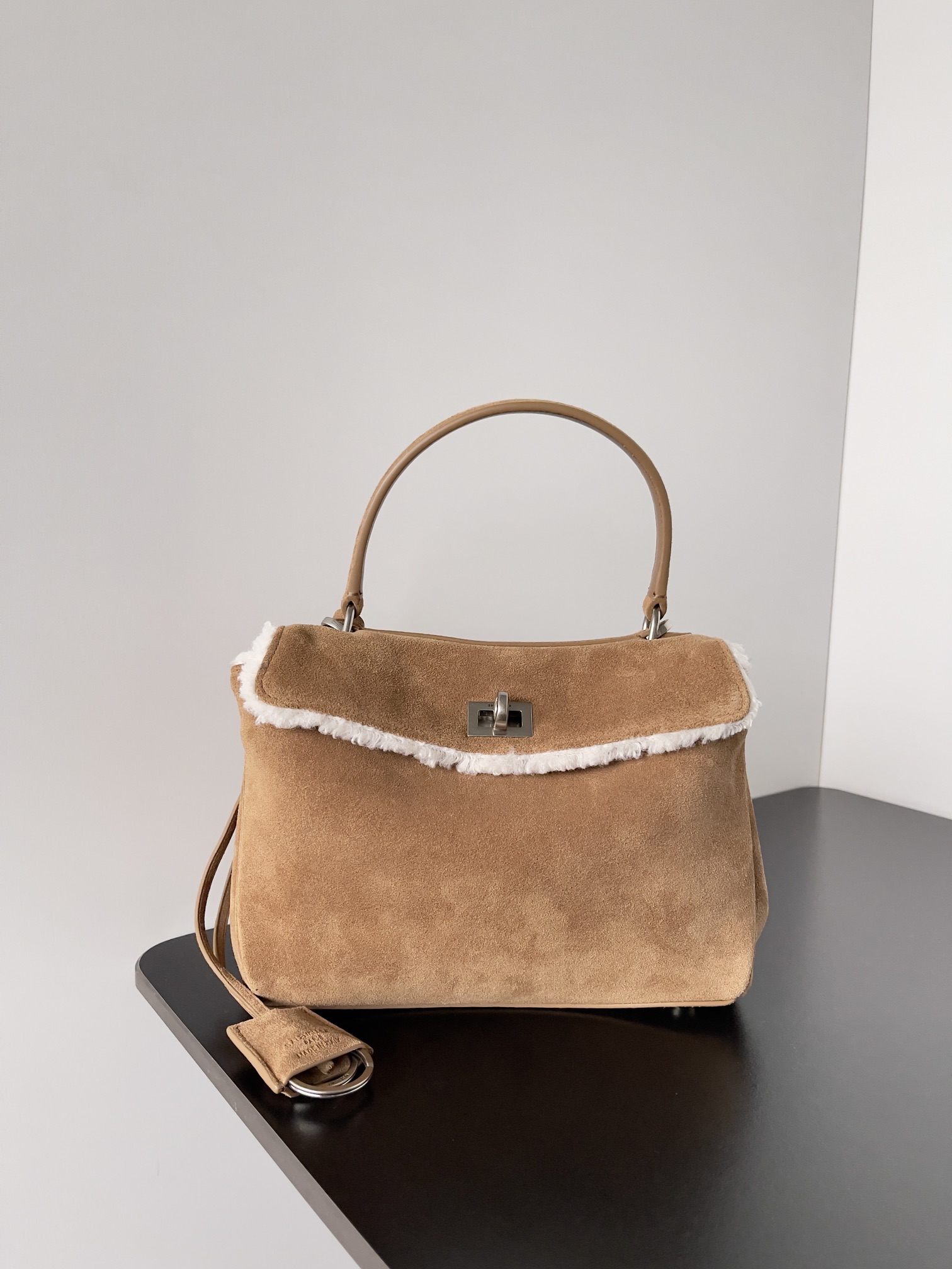 Balenciaga Rodeo The soft large-profile bag XS