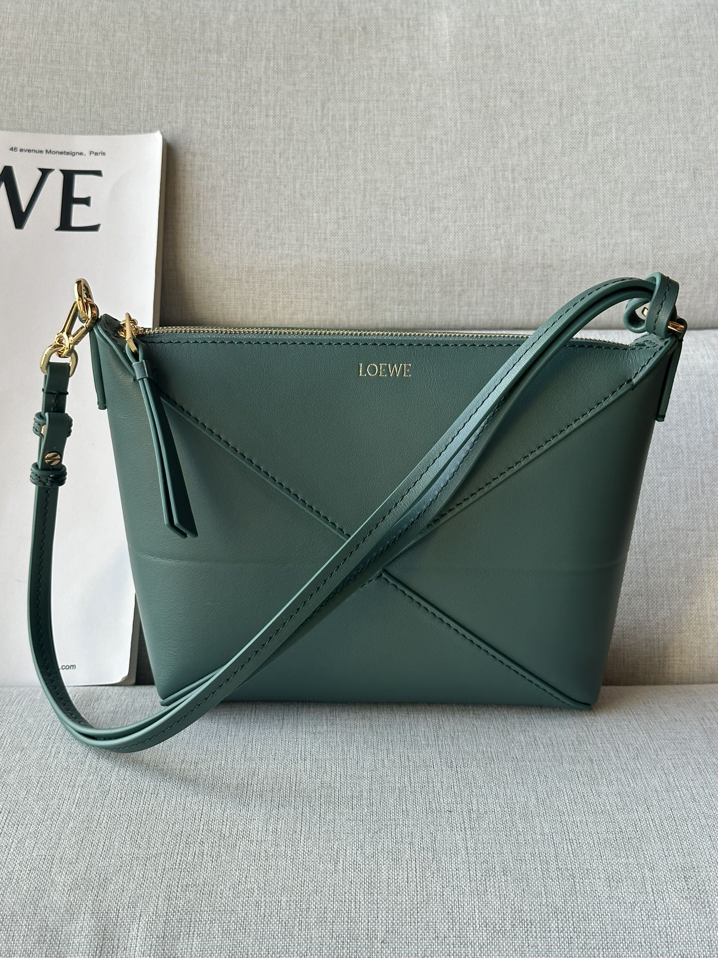 LOEWE Vetiver Green Puzzle Fold pouch reinterprets size:23*6.5*15.5CM