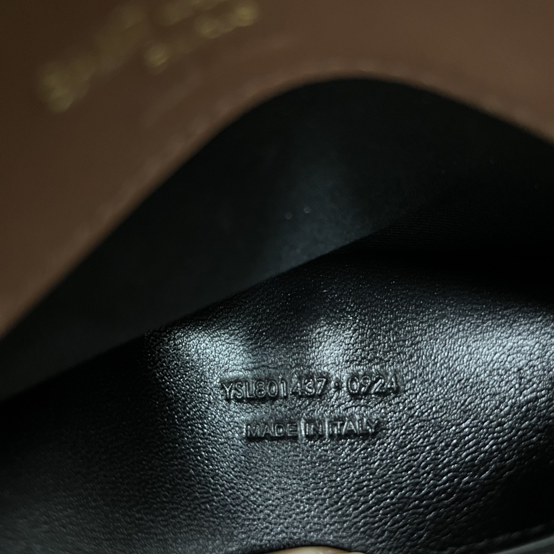 SAINT LAURENT 25 Early Spring New LouLou Small The sheepskin feels soft, and the new version of sheepskin is very shiny Size: 24x14x7cm 5 SAINT LAURENT 25 Early Spring New LouLou Small The sheepskin feels soft, and the new version of sheepskin is very shiny Size: 24x14x7cm - Image 5