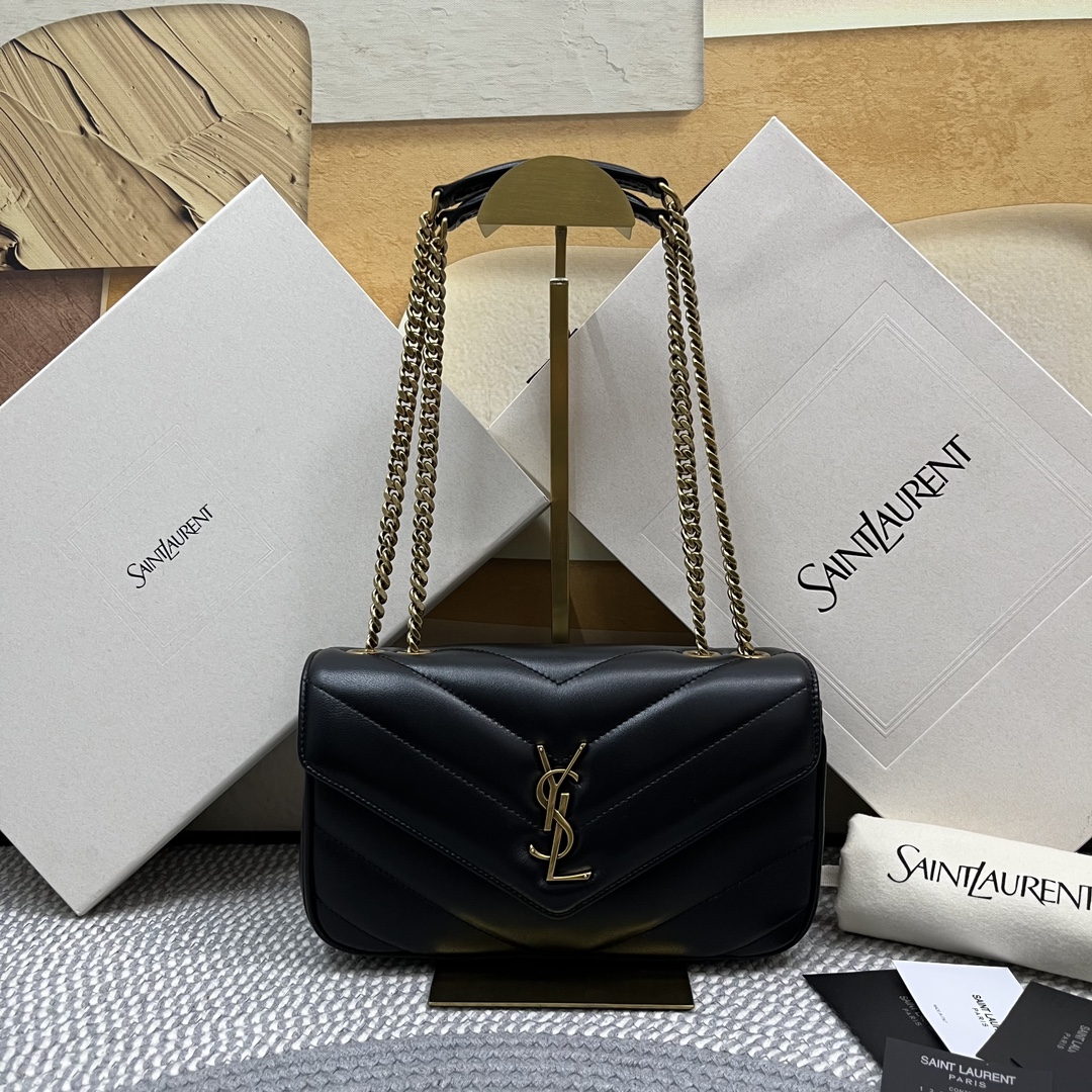 SAINT LAURENT 25 Early Spring New LouLou Small The sheepskin feels soft, and the new version of sheepskin is very shiny Size: 24x14x7cm