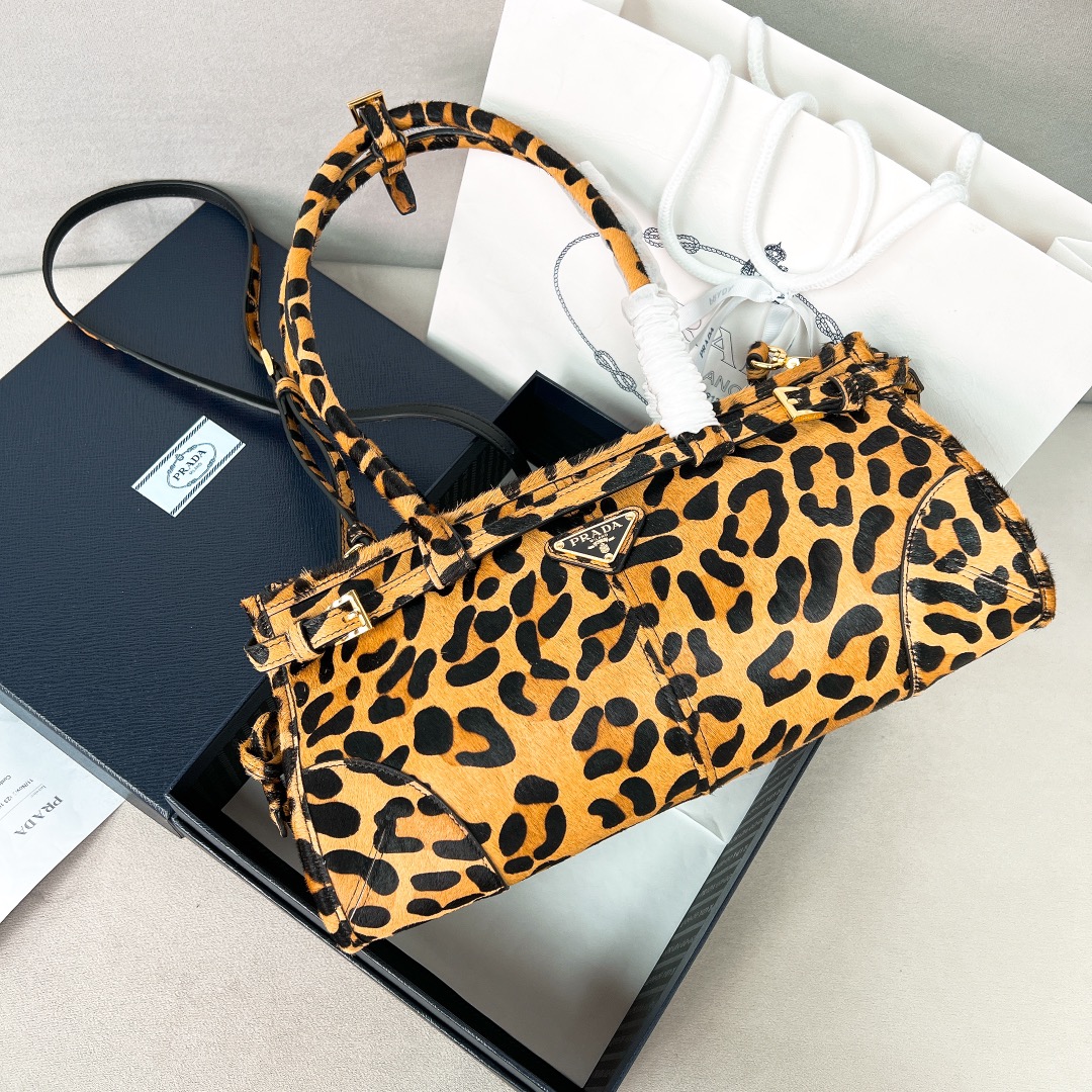 Prada eopard print LuxSoft handbag small size 1BA426 long handle 32*15.5*12