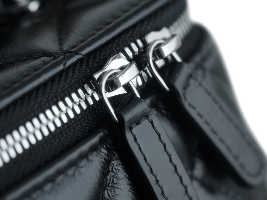 CHANEL Rhinestone handle long box black🔜 The leather is soft cowhide, wear-resistant and shiny 6 CHANEL Rhinestone handle long box black🔜 The leather is soft cowhide, wear-resistant and shiny - Image 6