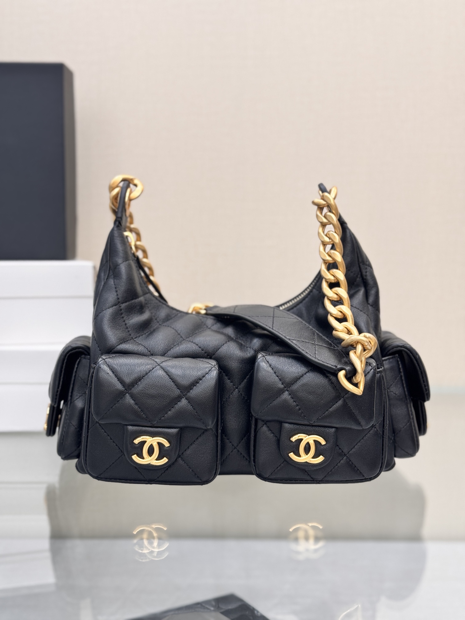 CHANEL Chanel 25C Jennie same hono 22*31*15cm