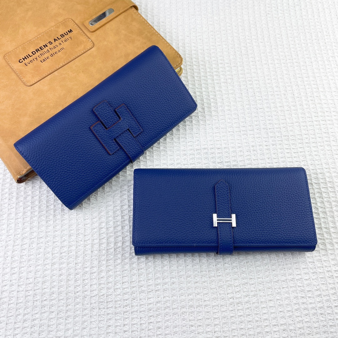 Hermès Solid Leather Bi-Fold Wallet Material: Imported Togo Calfskin Size: 19 x 11 cm Model: 514, Grain Texture 8 Hermès Solid Leather Bi-Fold Wallet Material: Imported Togo Calfskin Size: 19 x 11 cm Model: 514, Grain Texture - Image 8