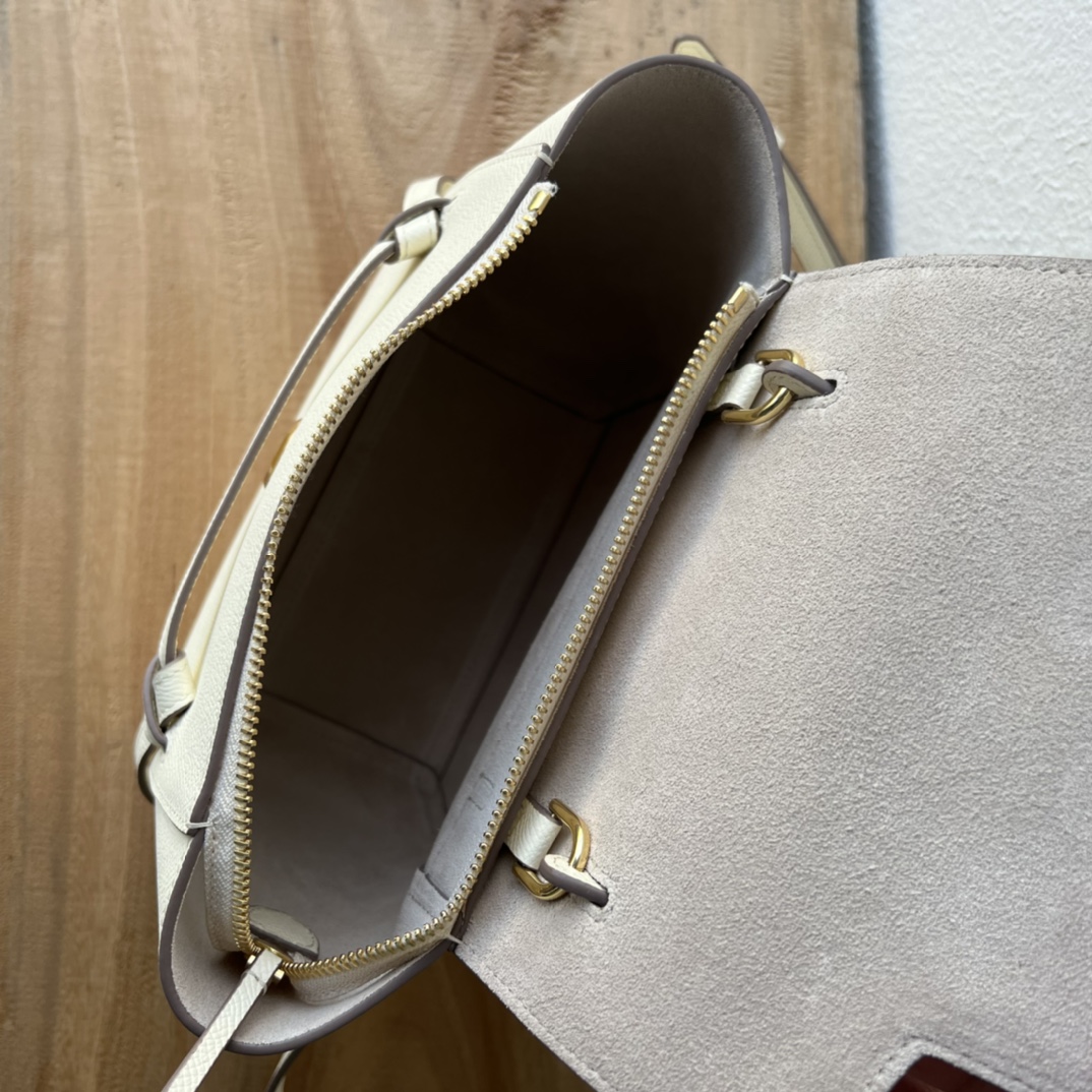 Celine Belt Bag (Catfish Bag) – 20cm Material: Grained cowhide leather with suede interior Sizes Available: 20cm / 24cm Model Numbers: 185003 8 Celine Belt Bag (Catfish Bag) – 20cm Material: Grained cowhide leather with suede interior Sizes Available: 20cm / 24cm Model Numbers: 185003 - Image 8