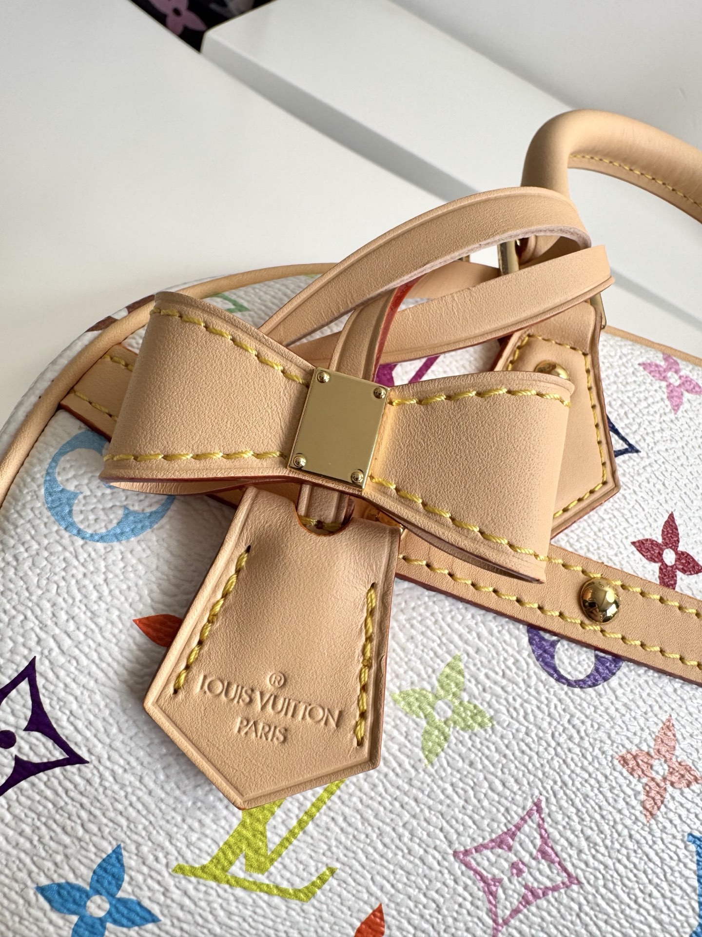 Louis Vuitton Handbag East West Model: M13084 Material: Monogram coated canvas Cowhide leather details (handles, straps, corners) LV x TM key pouch Size: 27 x 14 x 10 cm (Length x Height x Depth) 5 Louis Vuitton Handbag East West Model: M13084 Material: Monogram coated canvas Cowhide leather details (handles, straps, corners) LV x TM key pouch Size: 27 x 14 x 10 cm (Length x Height x Depth) - Image 5