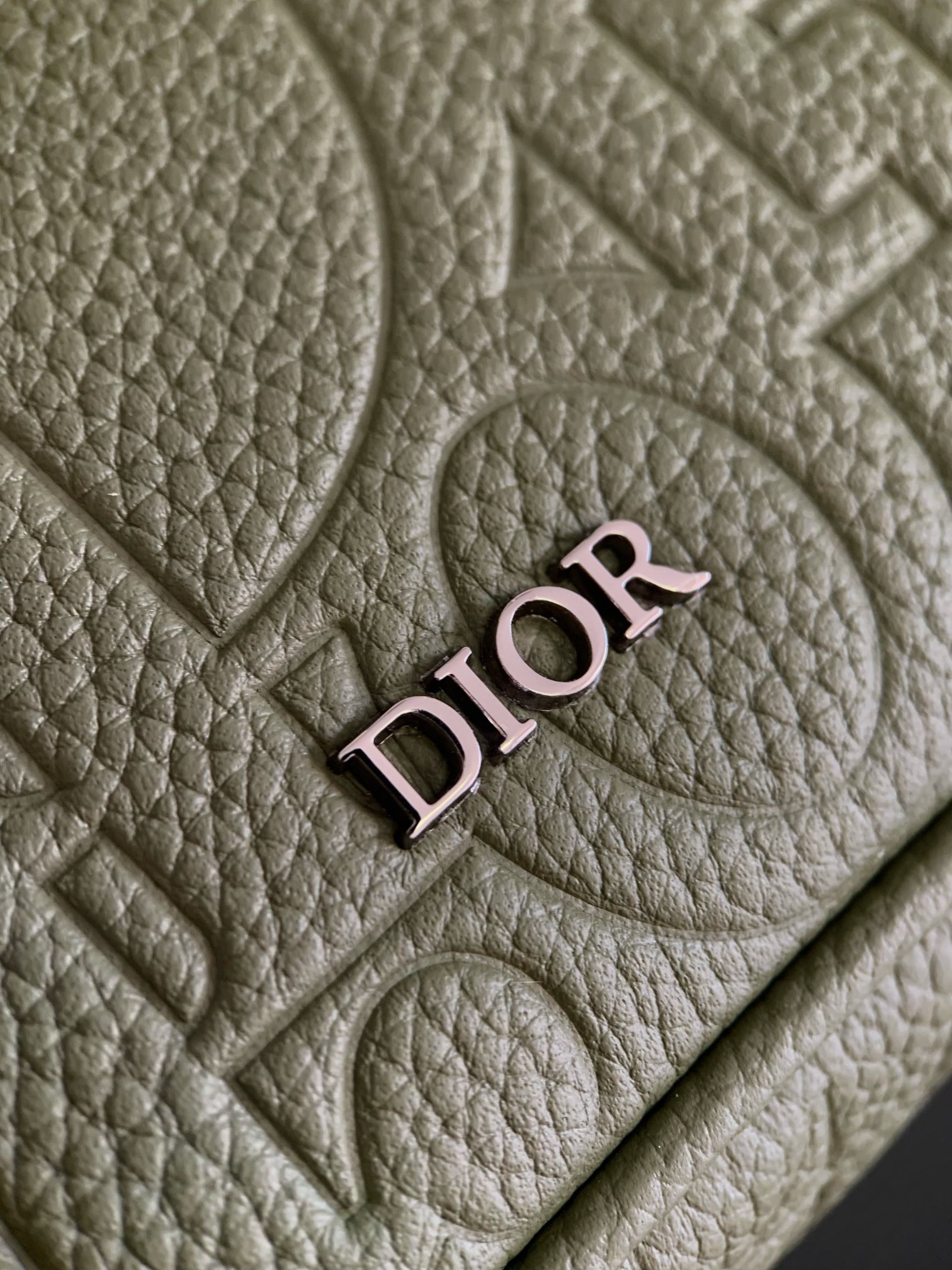 Dior Hit The Road collection Main material: Cotton, tech fabric, calfskin Lining: Tech fabric, cotton, calfskin Size: 24 x 18 x 8 cm Model number: EBA-1ESPO333YKY_H27E 6 Dior Hit The Road collection Main material: Cotton, tech fabric, calfskin Lining: Tech fabric, cotton, calfskin Size: 24 x 18 x 8 cm Model number: EBA-1ESPO333YKY_H27E - Image 6