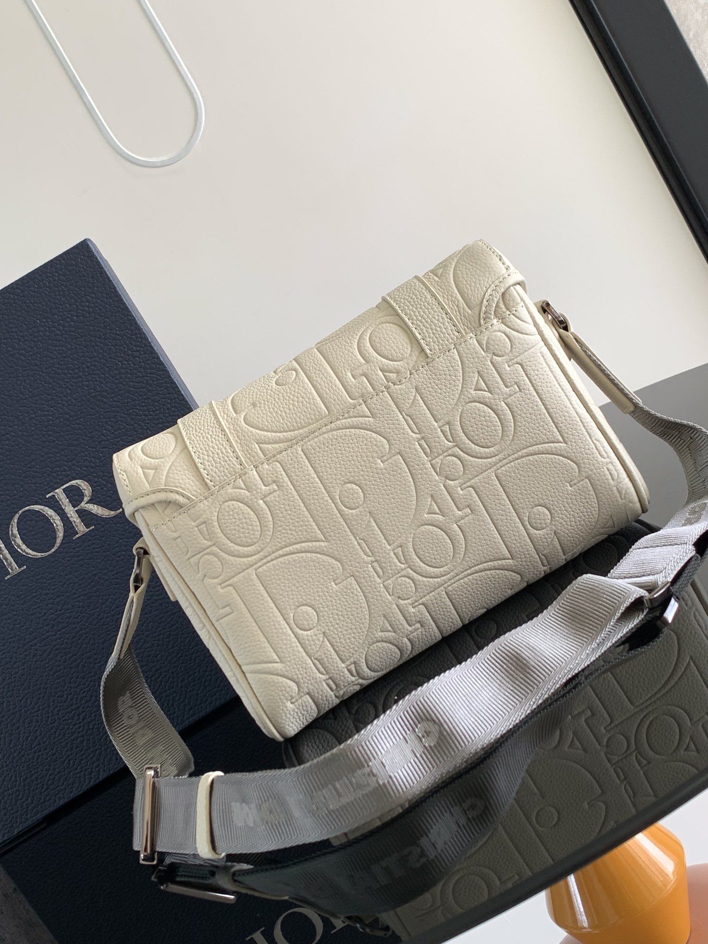 Dior Hit The Road collection Main material: Cotton, tech fabric, calfskin Lining: Tech fabric, cotton, calfskin Size: 24 x 18 x 8 cm Model number: EBA-1ESPO333YKY_H27E 3 Dior Hit The Road collection Main material: Cotton, tech fabric, calfskin Lining: Tech fabric, cotton, calfskin Size: 24 x 18 x 8 cm Model number: EBA-1ESPO333YKY_H27E - Image 3