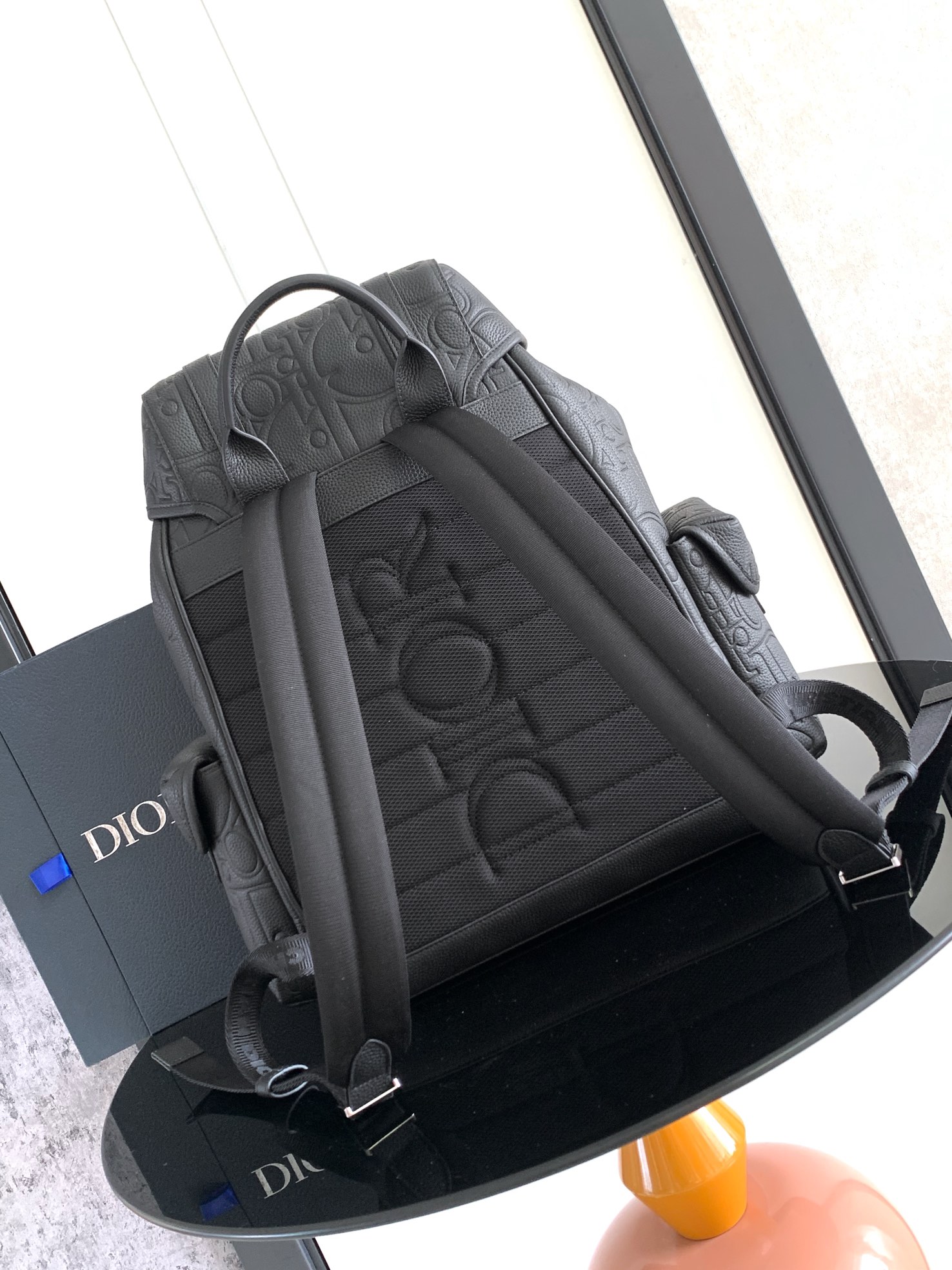 Dior Hit The Road Flap Backpack seamlessly blends modern style Crafted from beige Oblique printed fabric Size: 43 × 43 × 18 cm (L × H × W) Lining: Fabric (excluding trims and decorative stitching) Main compartment: Flap closure with drawstringModel number: FK-1ESBA205YKY_H03E 3 Dior Hit The Road Flap Backpack seamlessly blends modern style Crafted from beige Oblique printed fabric Size: 43 × 43 × 18 cm (L × H × W) Lining: Fabric (excluding trims and decorative stitching) Main compartment: Flap closure with drawstringModel number: FK-1ESBA205YKY_H03E - Image 3
